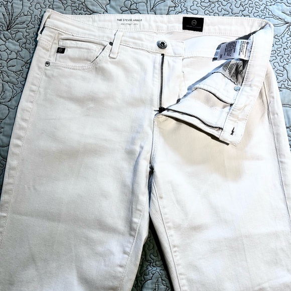 AG ADRIANO GOLDSCHMIED Stevie Slim Straight Raw Hem White Crop Ankle Jeans Sz 28 - Picture 4 of 13